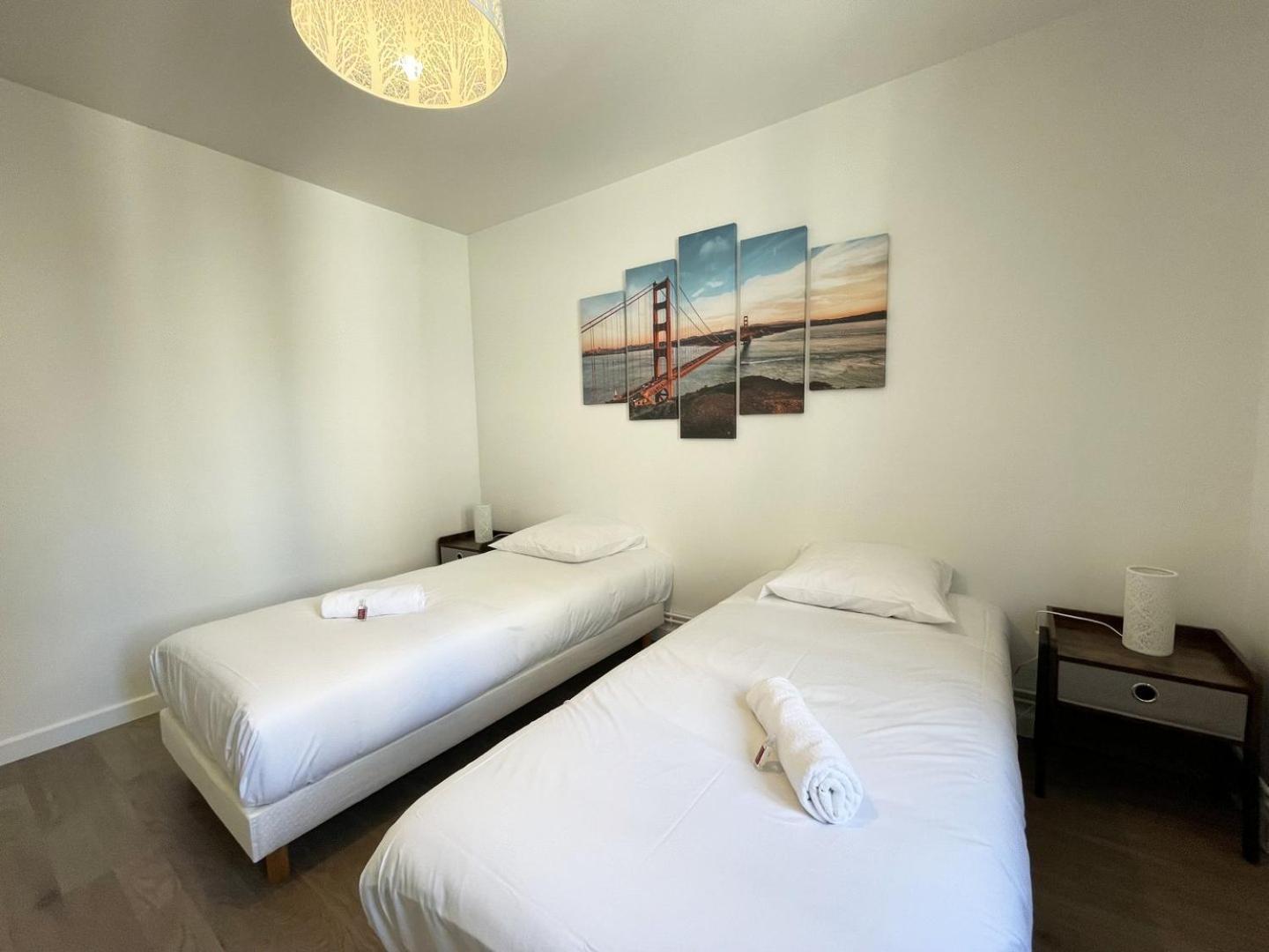 Au Bord De L'Eure - Free Parking Apartment Chartres Exterior photo